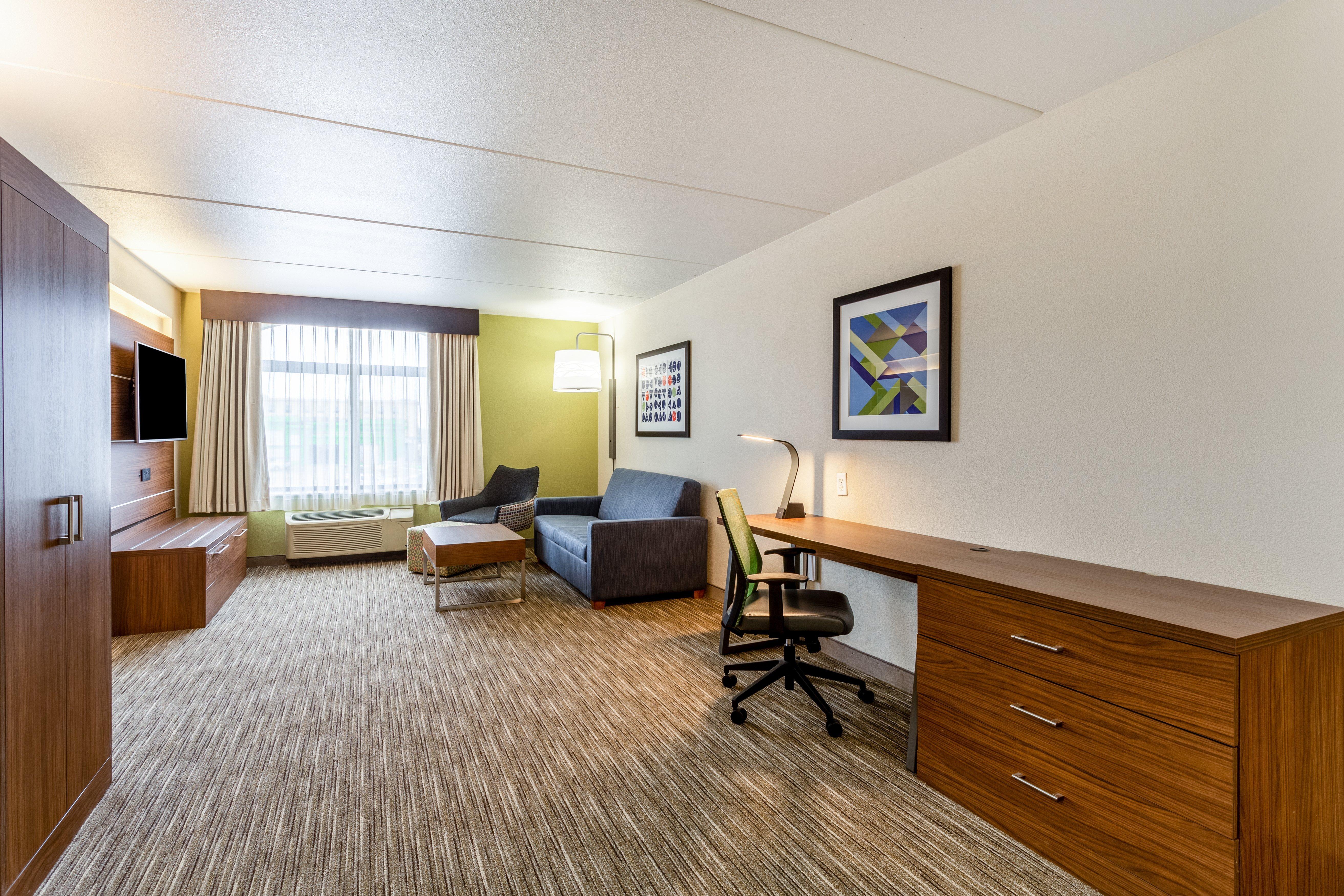 סידר פולס Holiday Inn Express & Suites מראה חיצוני תמונה